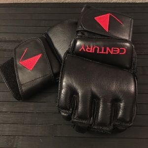 Women’s Century Kickboxing Gloves
